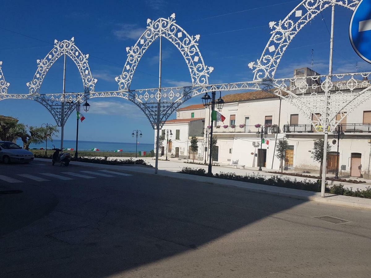 فيلا Casa Kemarin كامبومارينو المظهر الخارجي الصورة